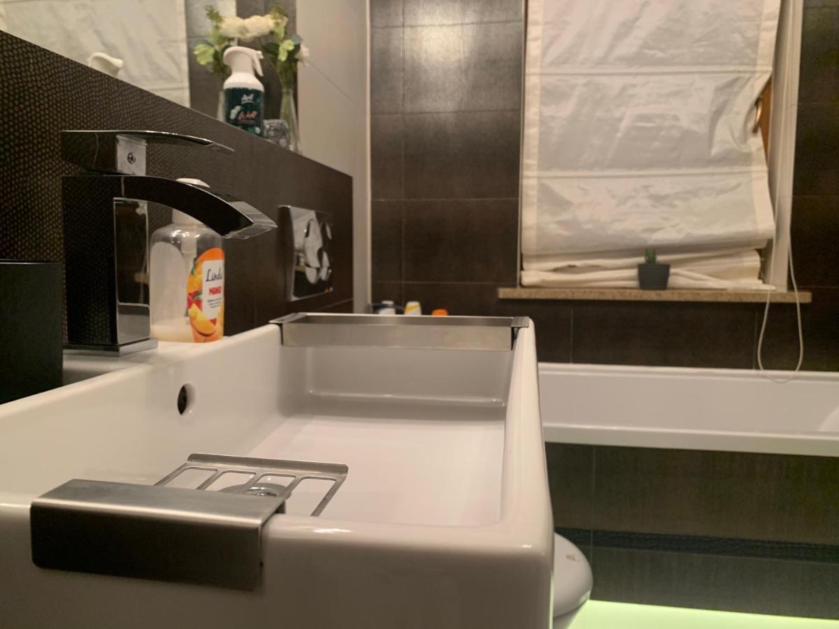 Uroczy Apartament W Centrum Miasta Στσέτσιν Εξωτερικό φωτογραφία